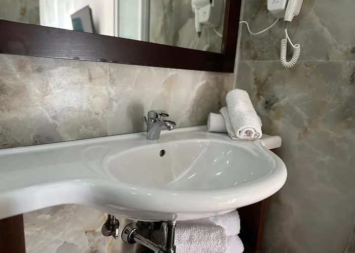 Hotel Islands View 3*