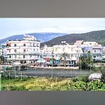 Islands View Hotel