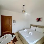 Islands View Hotel 3*