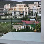 Hotel Islands View