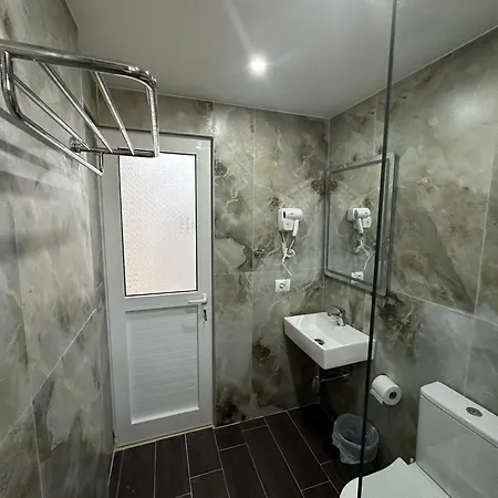 Islands View Otel Ksamil